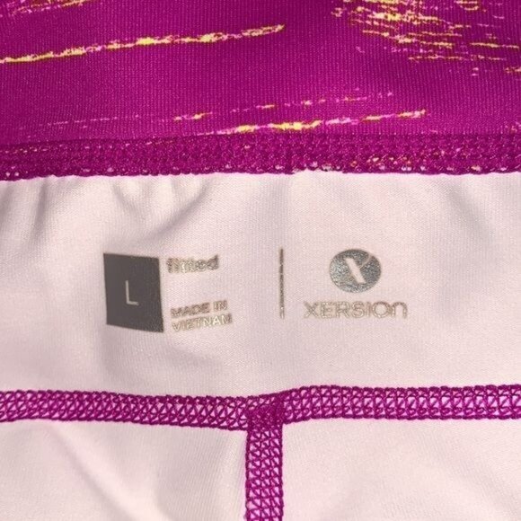 Xersion Womens Fitted Capri Leggings Pink & Yellow Abstract Print Size L - Picture 2 of 11